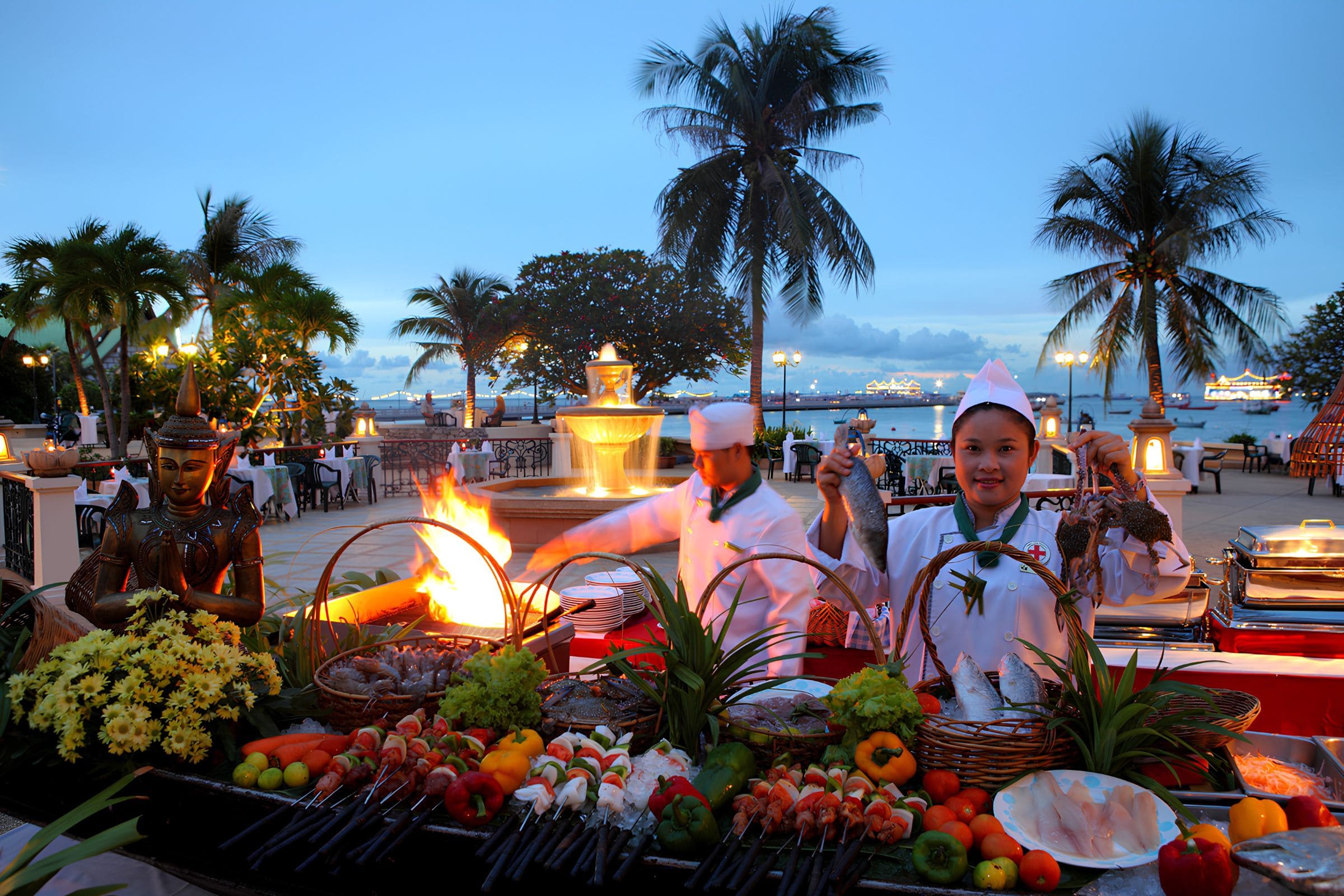 Dining by Land and Bay