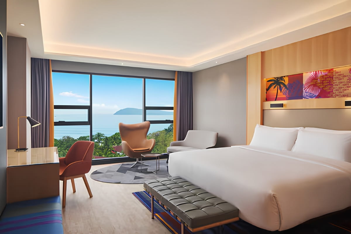 Rooms and Aloft Suites