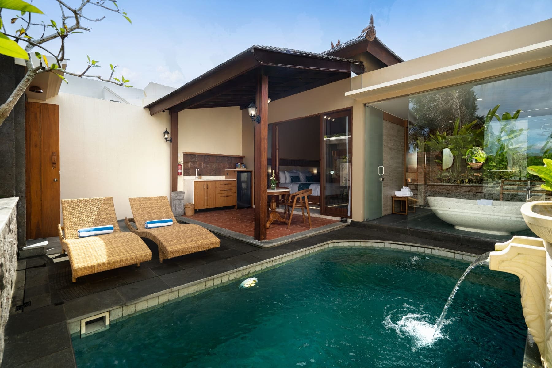 15 Private Pool Villas