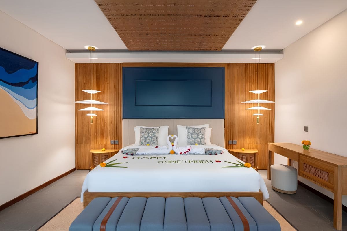 38 Rooms and Pool Villas